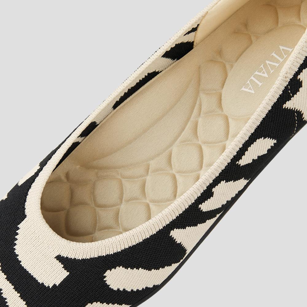 [Aria Walker] ポインテッドトゥ 超軽量 厚底 フラットシューズ